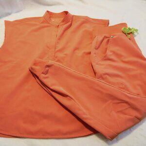 Women's Figs Scrub Set (XXS top, XS jogger bottoms)